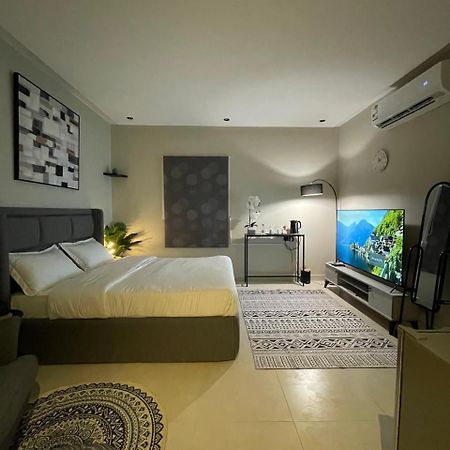 استوديو هادئ وحديث Apartment Riyadh Ngoại thất bức ảnh