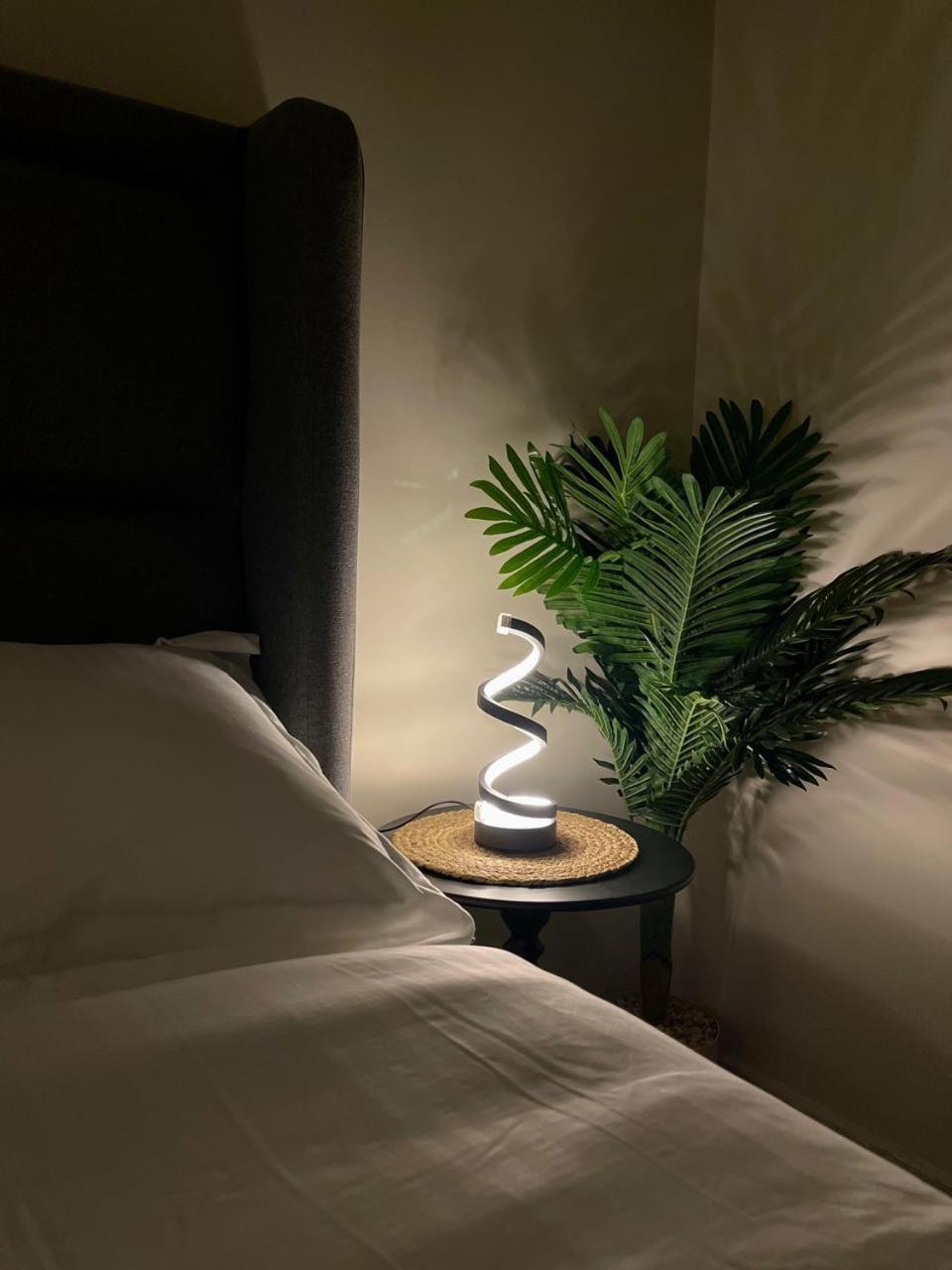 استوديو هادئ وحديث Apartment Riyadh Ngoại thất bức ảnh